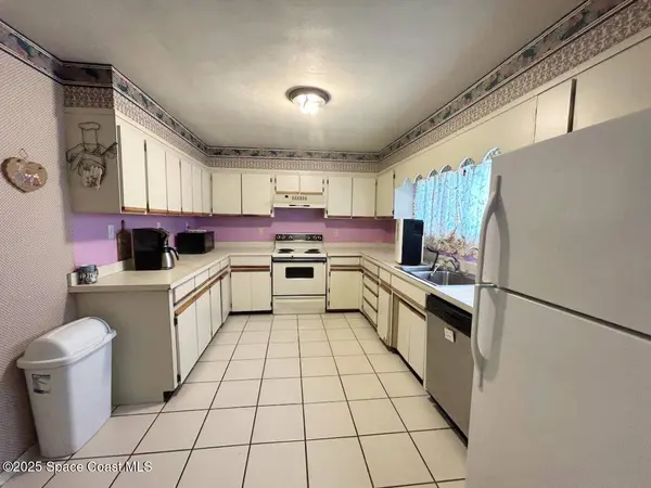 101 S Singleton AVE, Titusville, FL 32796