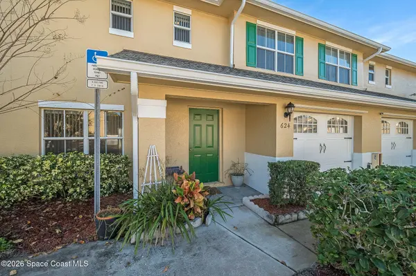 624 Cedar Side CIR NE, Palm Bay, FL 32905