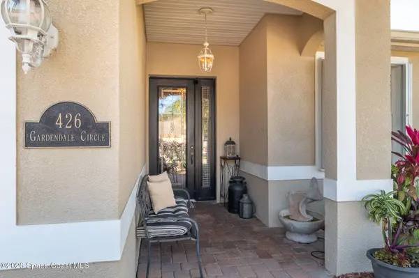 426 Gardendale CIR SE, Palm Bay, FL 32909