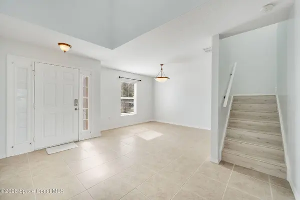 2041 Brookshire CIR, Melbourne, FL 32904