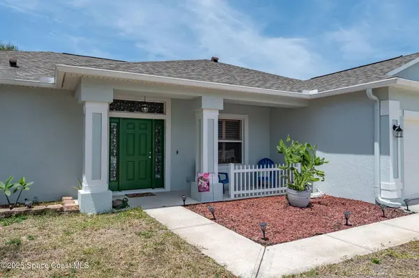 1137 Morgan CIR NE, Palm Bay, FL 32905