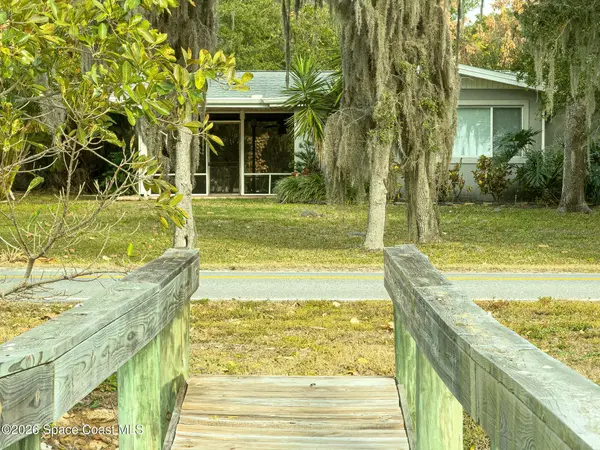 9650 S Tropical TRL, Merritt Island, FL 32952