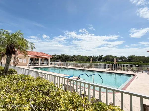 5569 Cord Grass LN, Melbourne Beach, FL 32951