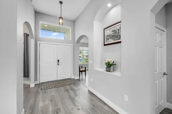 382 Eldron BLVD NE, Palm Bay, FL 32907