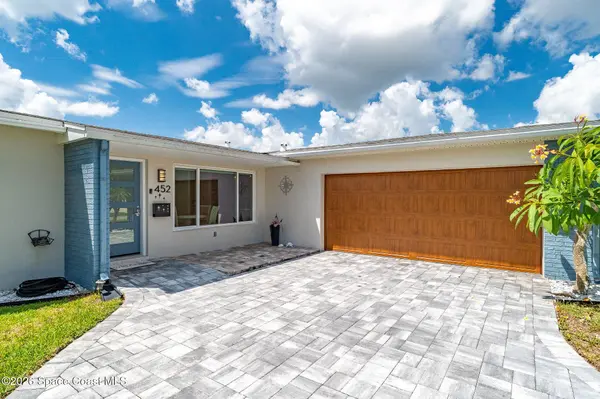 452 Cardinal DR, Satellite Beach, FL 32937