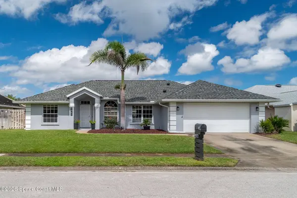 1947 Glen Meadows CIR, Melbourne, FL 32935
