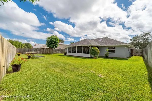 1947 Glen Meadows CIR, Melbourne, FL 32935