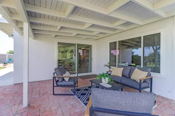 7623 Flag Lake Street, San Diego, CA 92119