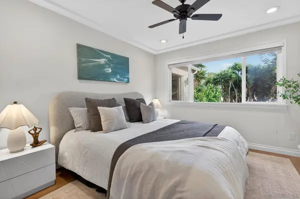 1335 Loring Street, San Diego, CA 92109