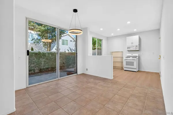 9639 Stonecrest Blvd, San Diego, CA 92123