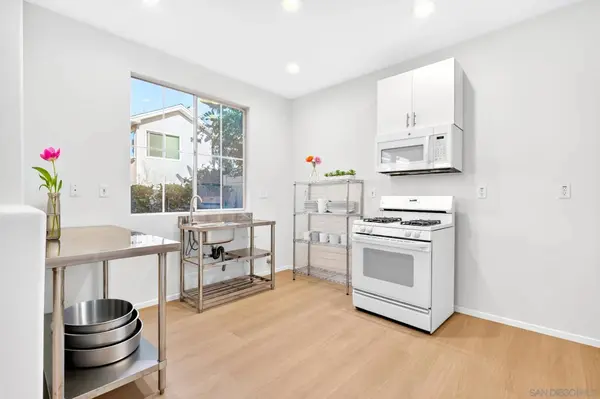 9639 Stonecrest Blvd, San Diego, CA 92123
