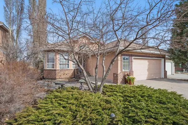 159 Lakeside Greens CT, Chestermere, AB T1X 1C7