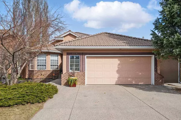 159 Lakeside Greens CT, Chestermere, AB T1X 1C7