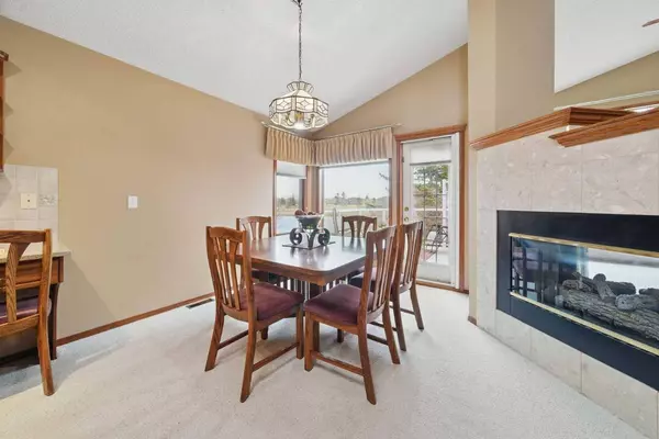 159 Lakeside Greens CT, Chestermere, AB T1X 1C7