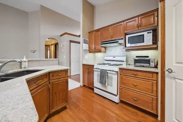 159 Lakeside Greens CT, Chestermere, AB T1X 1C7