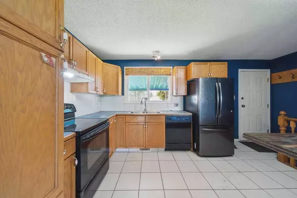 5107 Forego AVE SE, Calgary, AB T2A 2C7