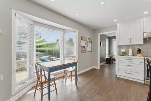 74 Deermont Rd SE, Calgary, AB T2J 5T5