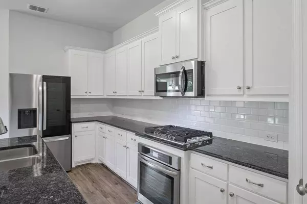 4919 Elizabeth Way, Lone Oak, TX 75453