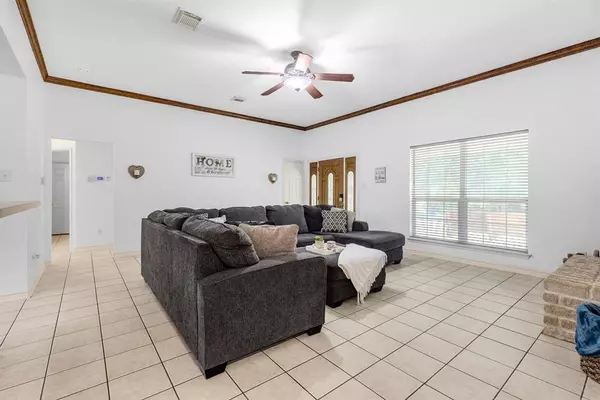 555 Rs County Road 4510, Point, TX 75472