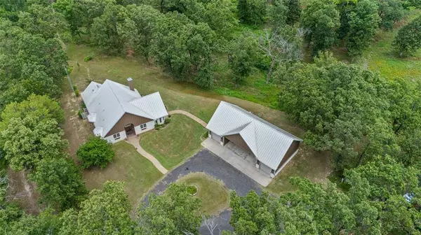 1285 County Road 1540, Alba, TX 75410