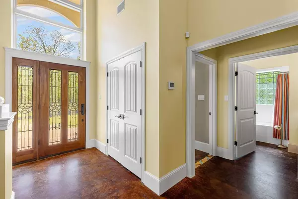 1285 County Road 1540, Alba, TX 75410