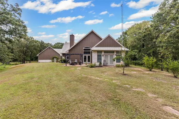 1285 County Road 1540, Alba, TX 75410