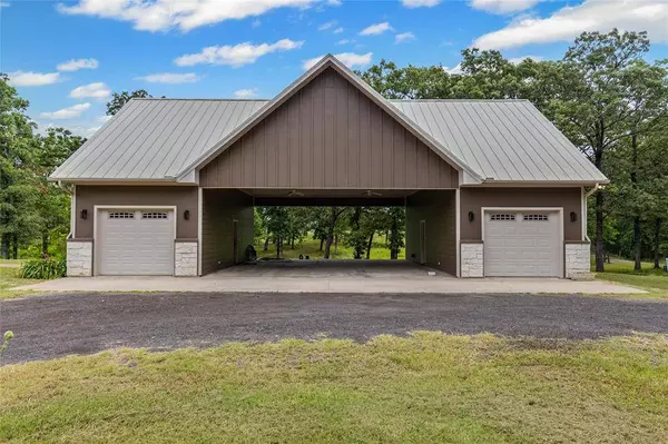 1285 County Road 1540, Alba, TX 75410