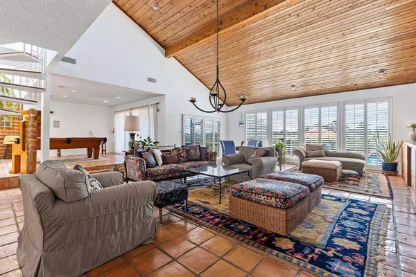 500 Rs County Road 2210, Emory, TX 75440