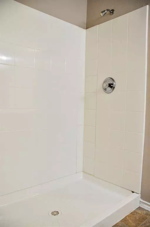 6527 Graceland Drive, Greenville, TX 75402