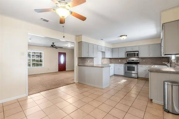 279 Rs County Road 3120, Emory, TX 75440