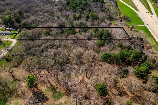 1203 N Hamlett Street, Athens, TX 75751