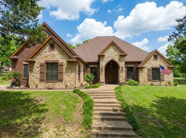 304 County Road 2311, Mineola, TX 75773