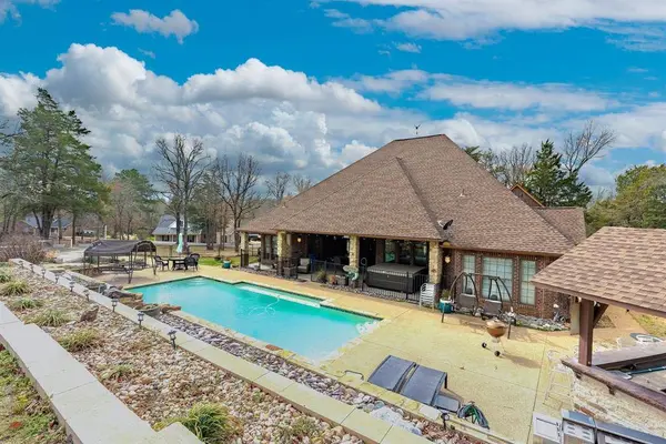 304 County Road 2311, Mineola, TX 75773