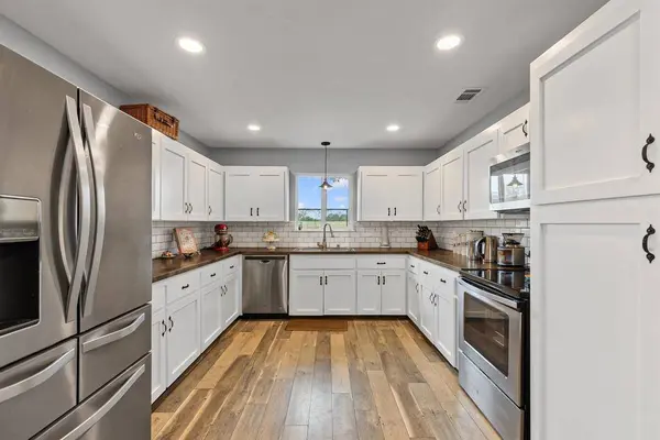 2799 State Highway 276, Emory, TX 75440