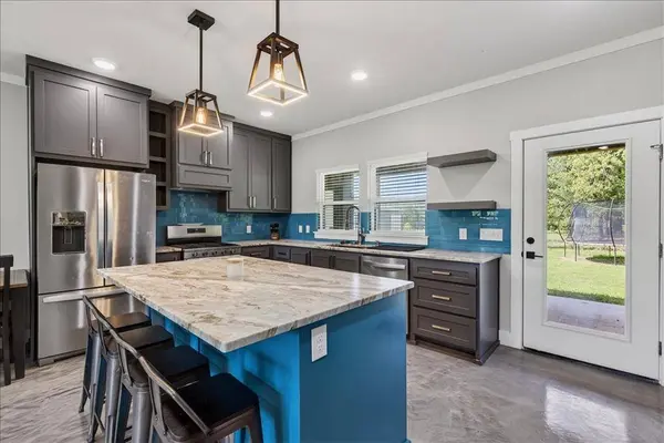 9968 County Road 1200, Athens, TX 75751