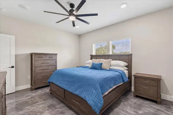 9968 County Road 1200, Athens, TX 75751