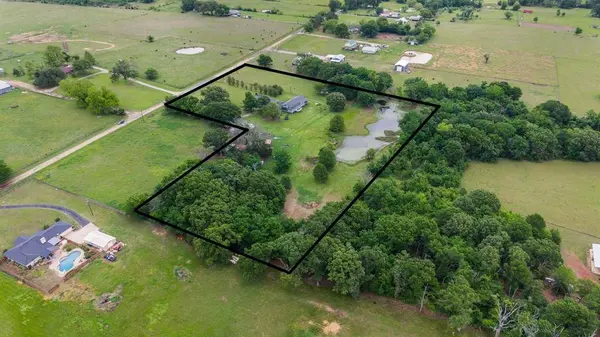 451 Vz County Road 1118, Grand Saline, TX 75140