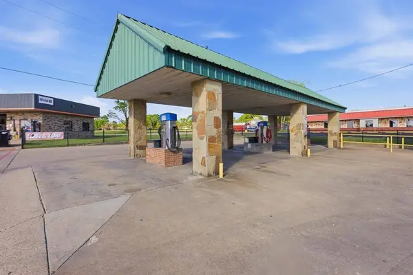 315 W Lennon, Emory, TX 75440