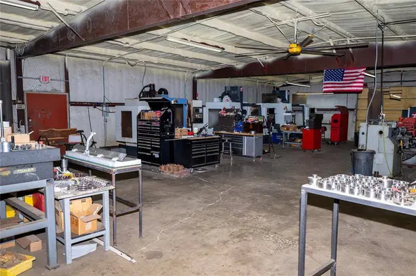 203 Norton Street, Lone Oak, TX 75453