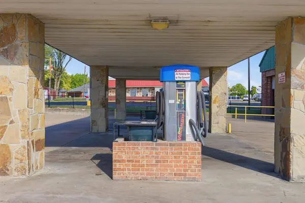 315 W Lennon, Emory, TX 75440