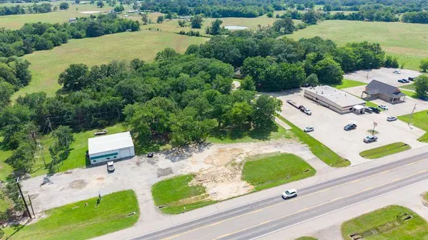 788 E Lennon Drive, Emory, TX 75440
