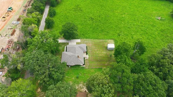 409 Rs County Road 2110, Emory, TX 75440
