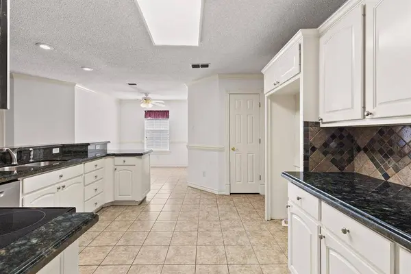 305 Kelli Circle, Sulphur Springs, TX 75482