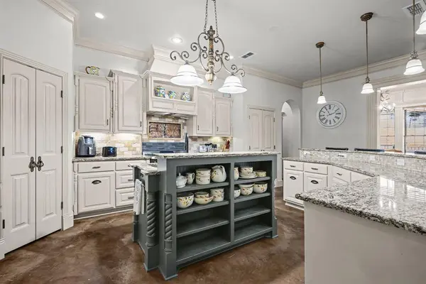 304 County Road 2311, Mineola, TX 75773