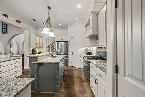 304 County Road 2311, Mineola, TX 75773