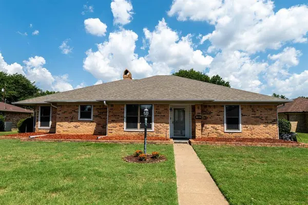 104 Cedar Springs Boulevard
