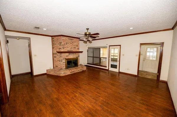 104 Cedar Springs Boulevard, Sulphur Springs, TX 75482