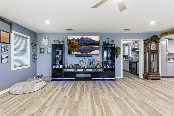 248 Rs County Road 3060, Emory, TX 75440
