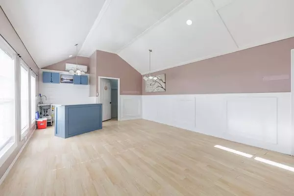 8299 MAIN ST, Ray City, GA 31645