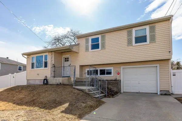 5 W Lee Ave, Absecon, NJ 08201